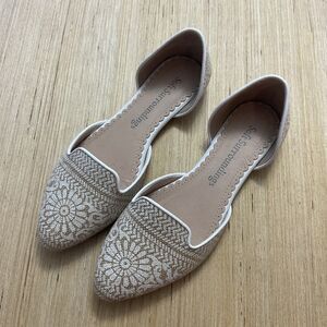 Soft Surroundings Amelia D’orsay Cream Shoes Flats Size 7.5 Small Flaw